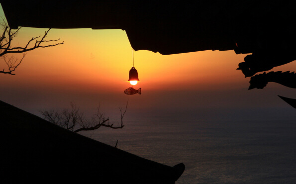 향일함에서 본 해돋이