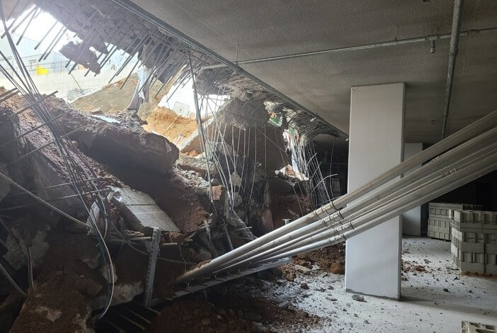 인천건단 신도시 아파트 붕괴 사진입니다.