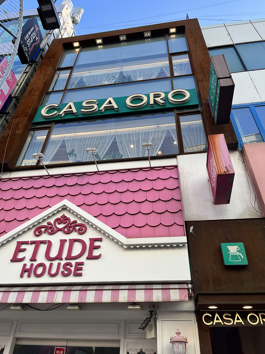 남포동 카페 까사오로.