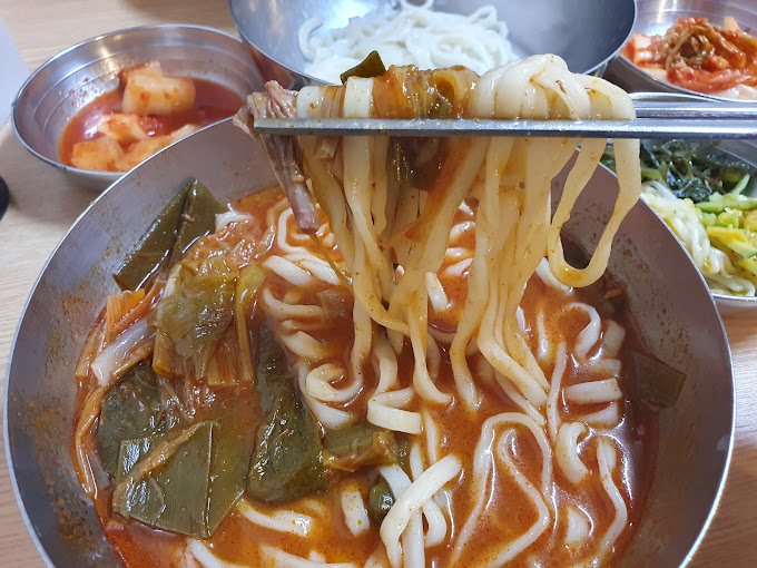 문배동 칼국수집 '문배동육칼' (본점)