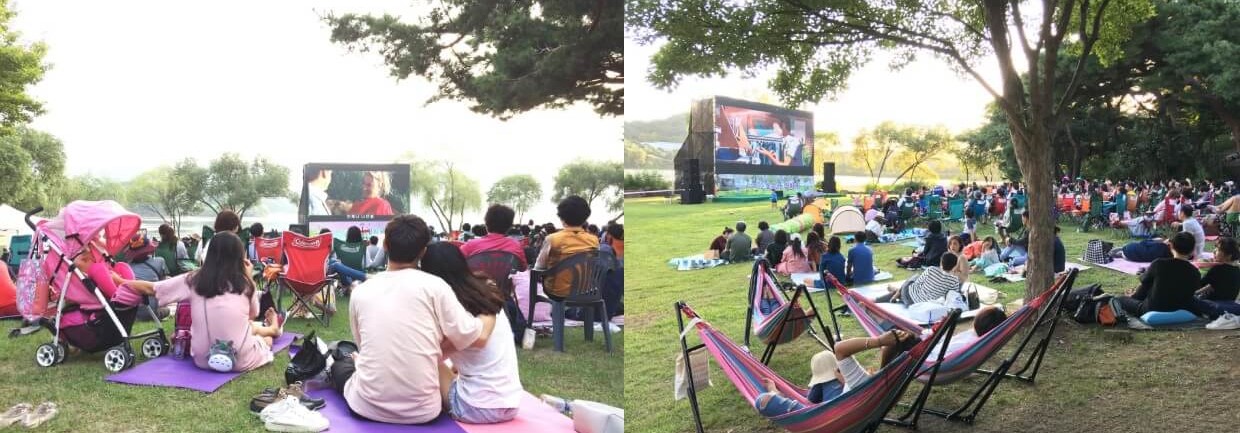 야외에서영화보는모습