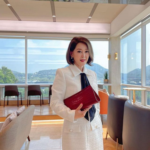 신성한&amp;#44; 이혼 등장인물 차화연