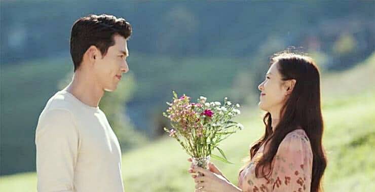 배우-손예진-현빈