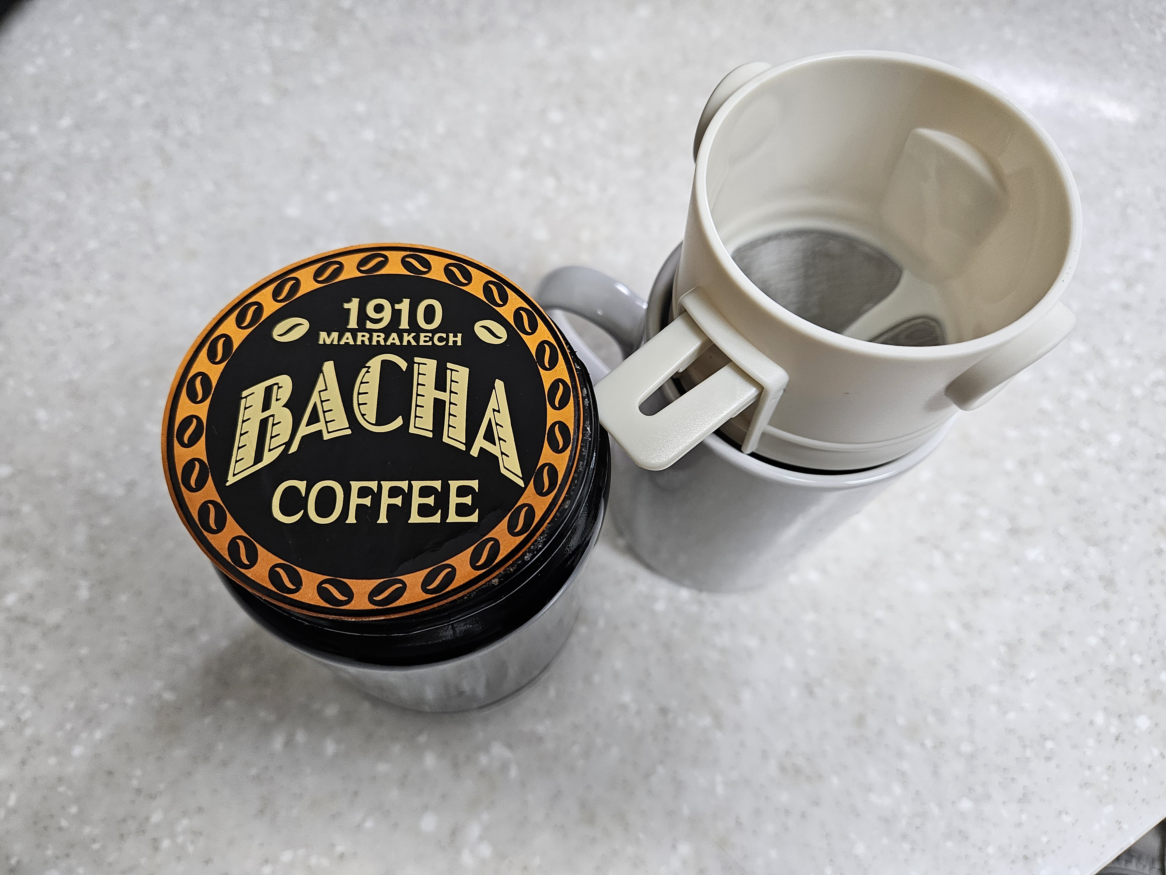 바샤커피와 드리퍼