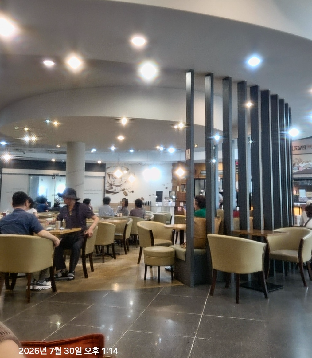 만나교회 1층 커피숖