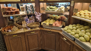 을지로 숨은 빵집 - 아소토베이커리 ❘ 일본식 킷사텐 문화를 만나다