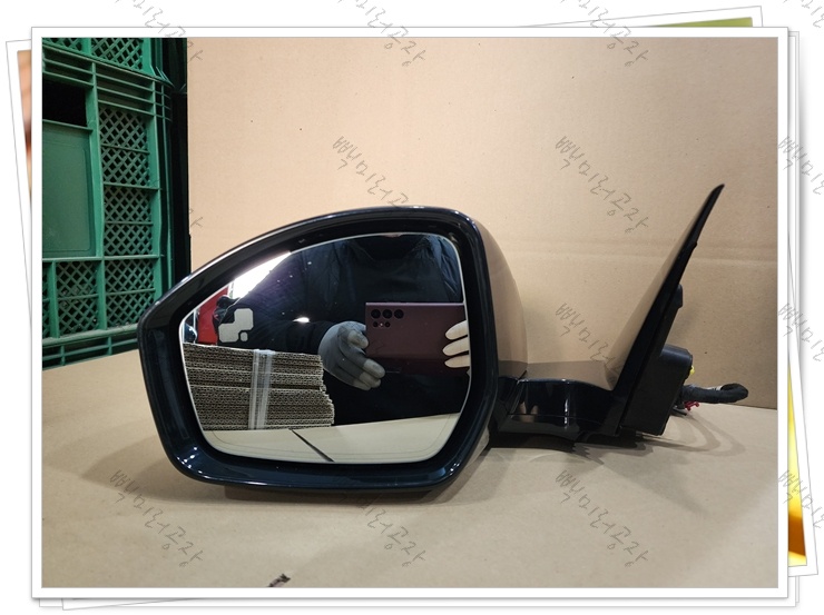 레인지로버 벨라 중고 사이드미러 거울부