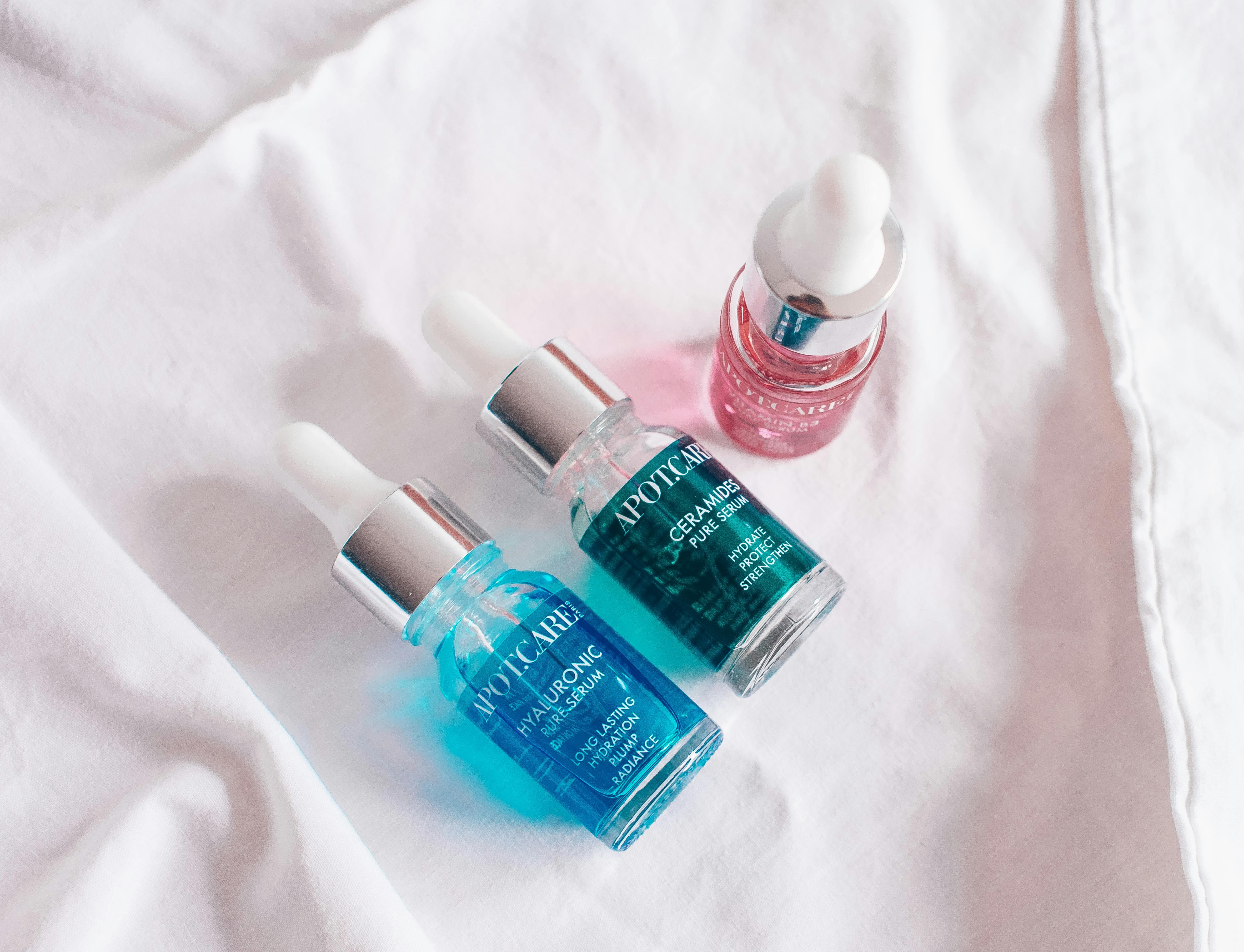 스킨케어 성분 사전: 레티놀, 나이아신아마이드, 세라마이드의 효능