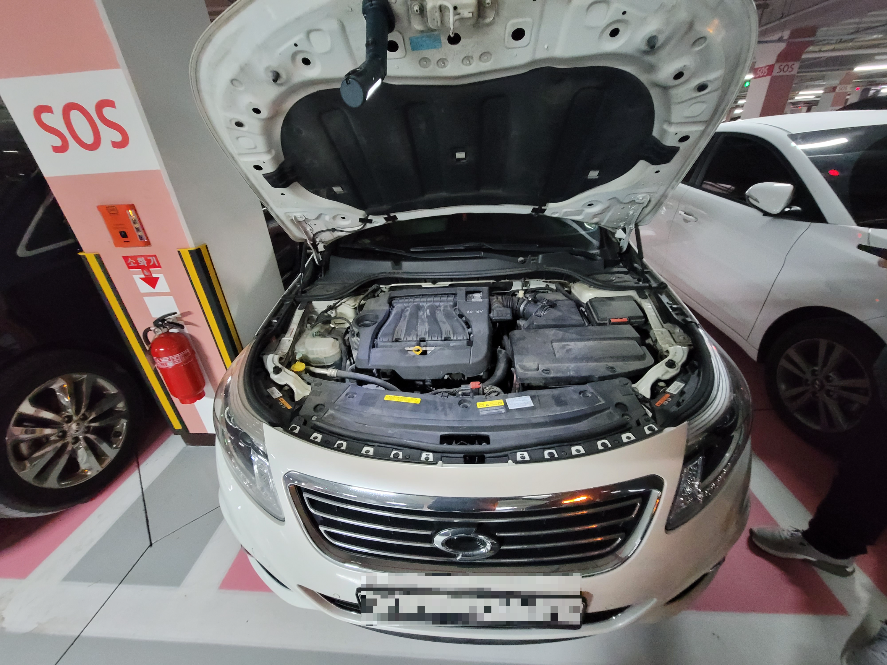 노후화된 자동차 배터리 체크리스트