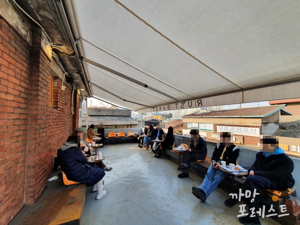 러스트 베이커리 2층 B