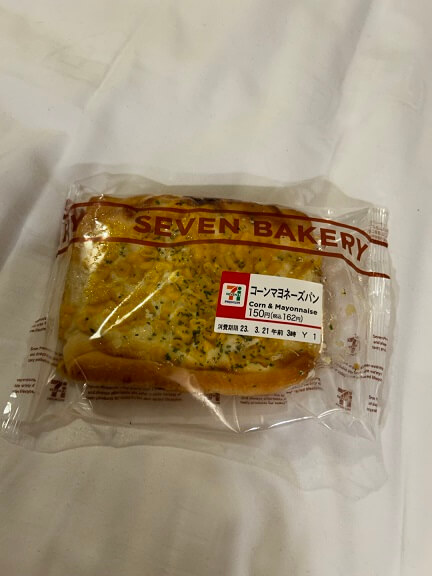 콘-마요네즈-빵