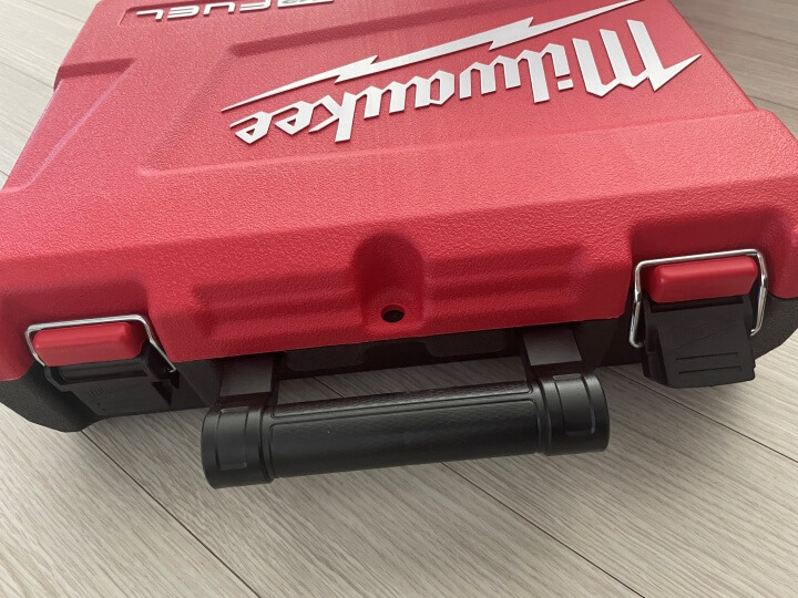 밀워키 상자열기