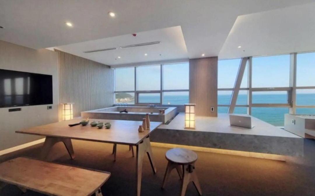 유에이치 스위트 4인실 풀스파