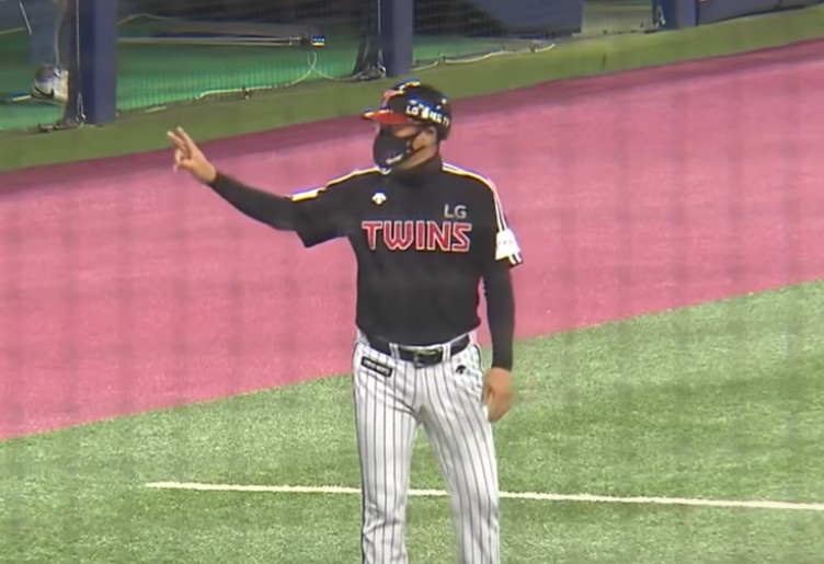 이종범 최강야구 감독직 수락