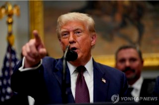 미군 이란 화물선 나포 트럼프 기관실 구멍 언급 이유