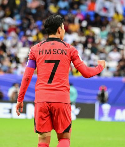 손흥민 멀티골 토트넘 주장 골