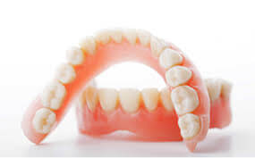 임플란트와 틀니 장단점