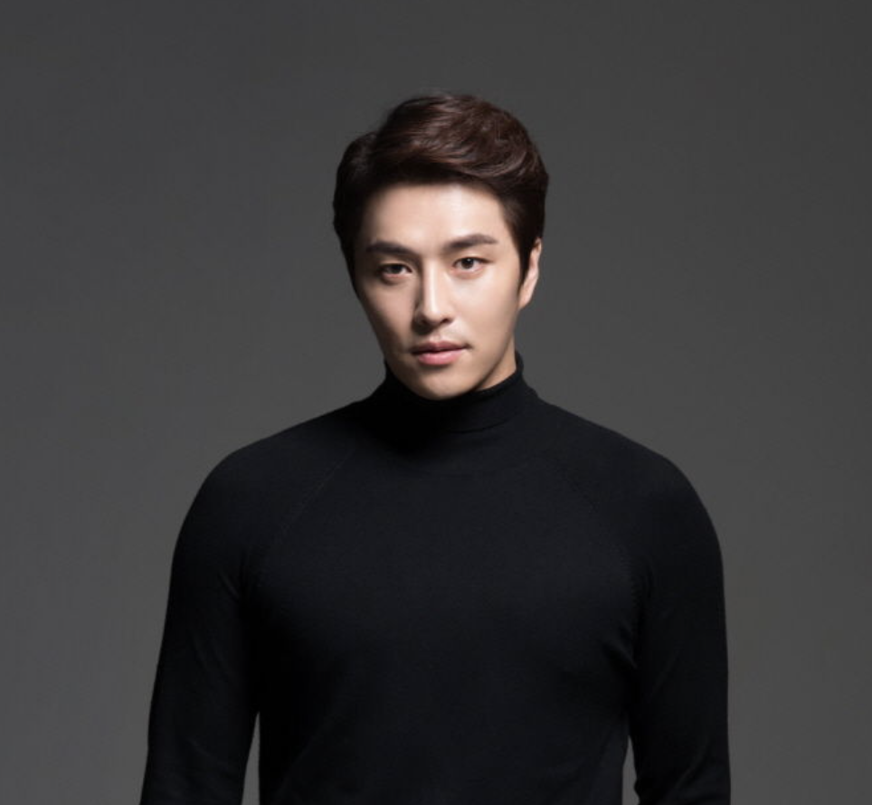 민우혁 프로필
