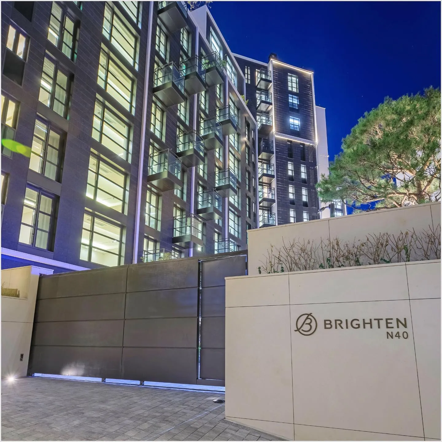 유재석 브라이튼N40 논현