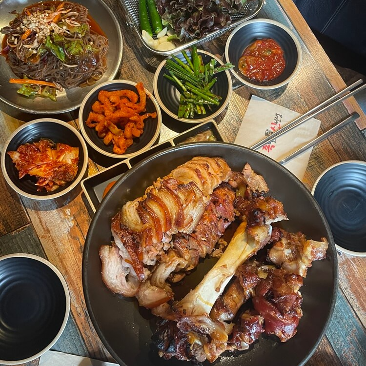 음식 전체 사진