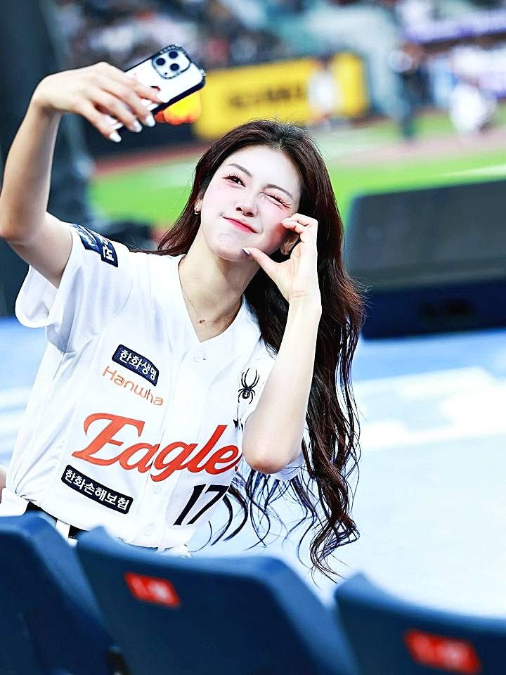 김연정