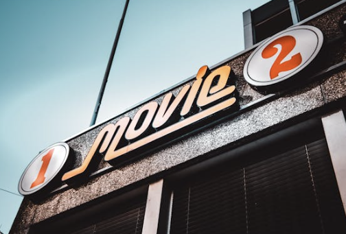 시네필을 위한 작품(미장센,서사,상징)