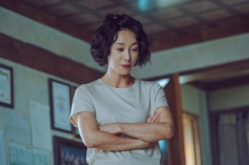 드라마 '모래에도 꽃이 핀다' 등장인물 마진숙을 연기하는 배우 장영남