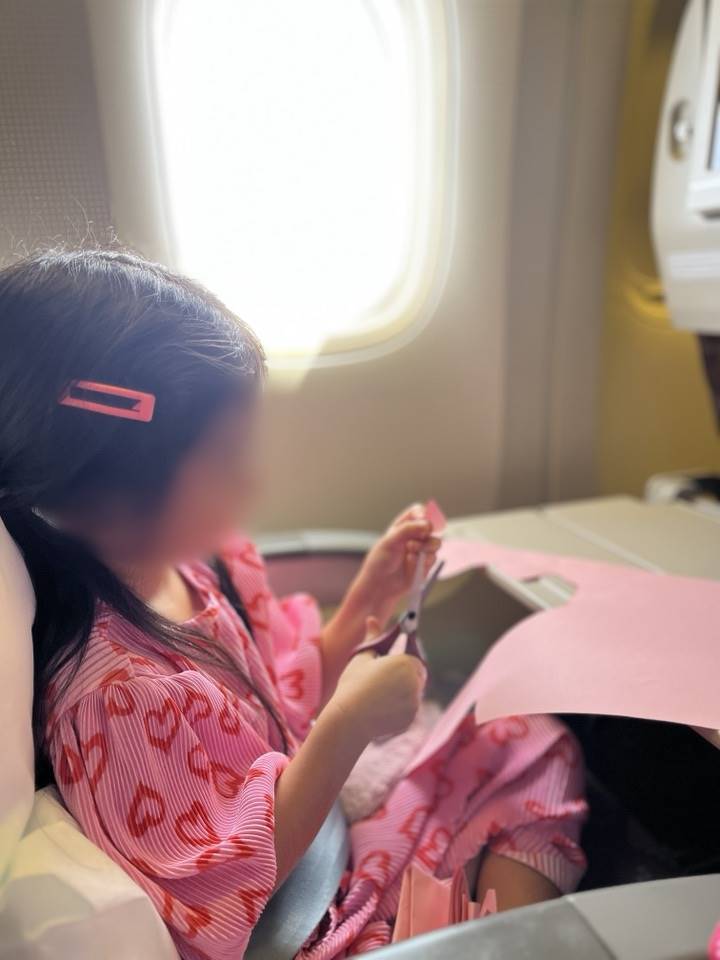 아이와-해외여행-기내-장난감