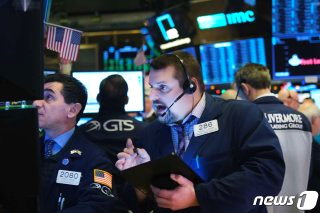 트럼프 공격 유예 이란 언론과 금융시장 반응 주식 관련주 수혜주