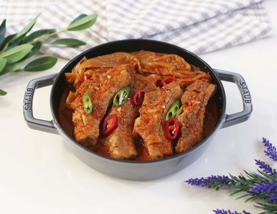 등갈비 김치찜