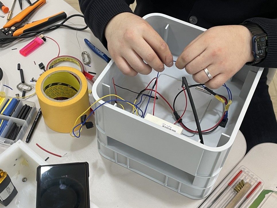 CNC가공( 솔라셀 포충기 )_한국전자기술 시제품제작 MAKING