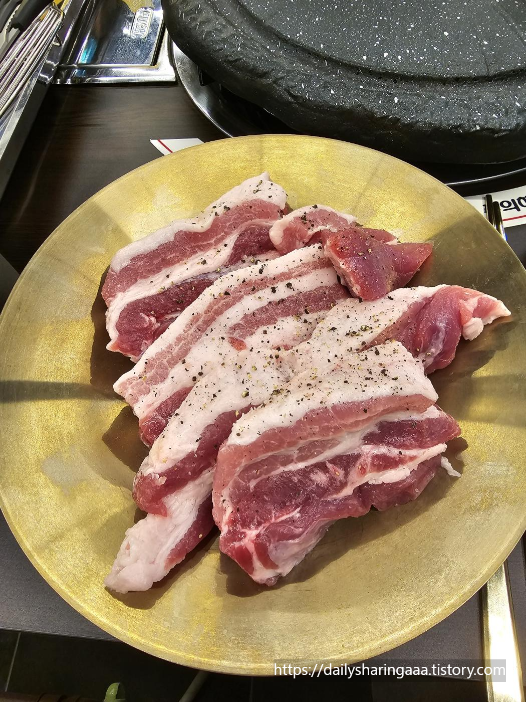 인천_가정동_삼겹식당_생삼겹살