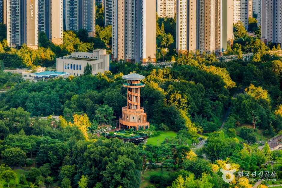 광교호수공원-전망대-낮풍경