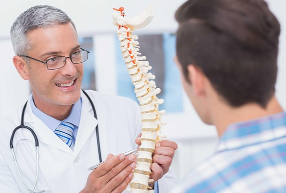 스마트폰 시대 척추 건강 관련 사진