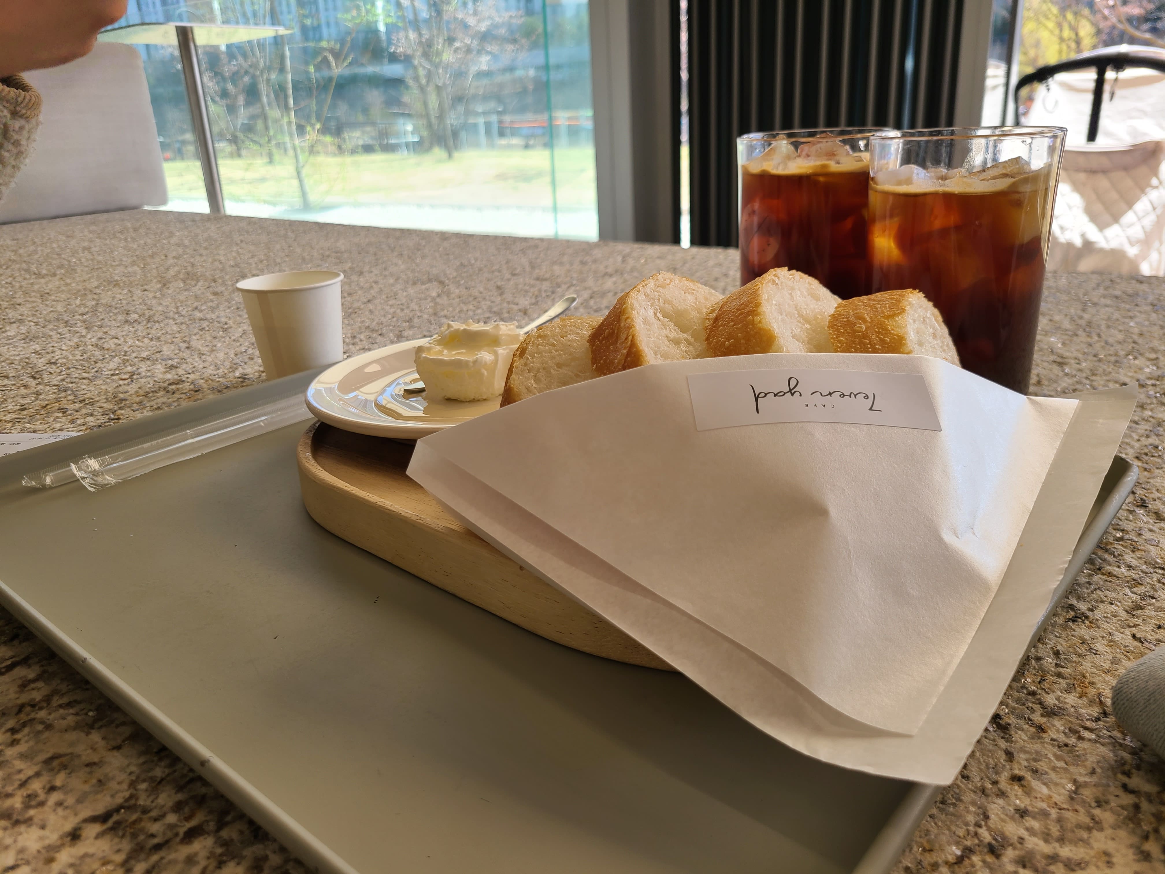 카이막&바게뜨와 아이스 아메리카노