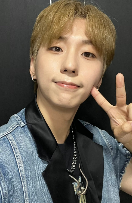 Xdinary Heroes Concert