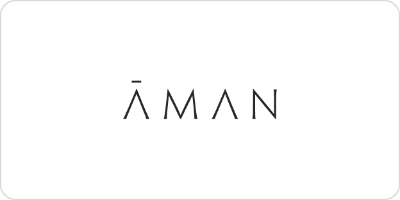 아만기리를 운영하는 아만 그룹 (Aman Group) 은 세계 여러 지역에 하이엔드 리조트를 건설하되, 주변 자연환경을 해치지 않고 지역 특색을 살리는 디자인을 추구합니다.