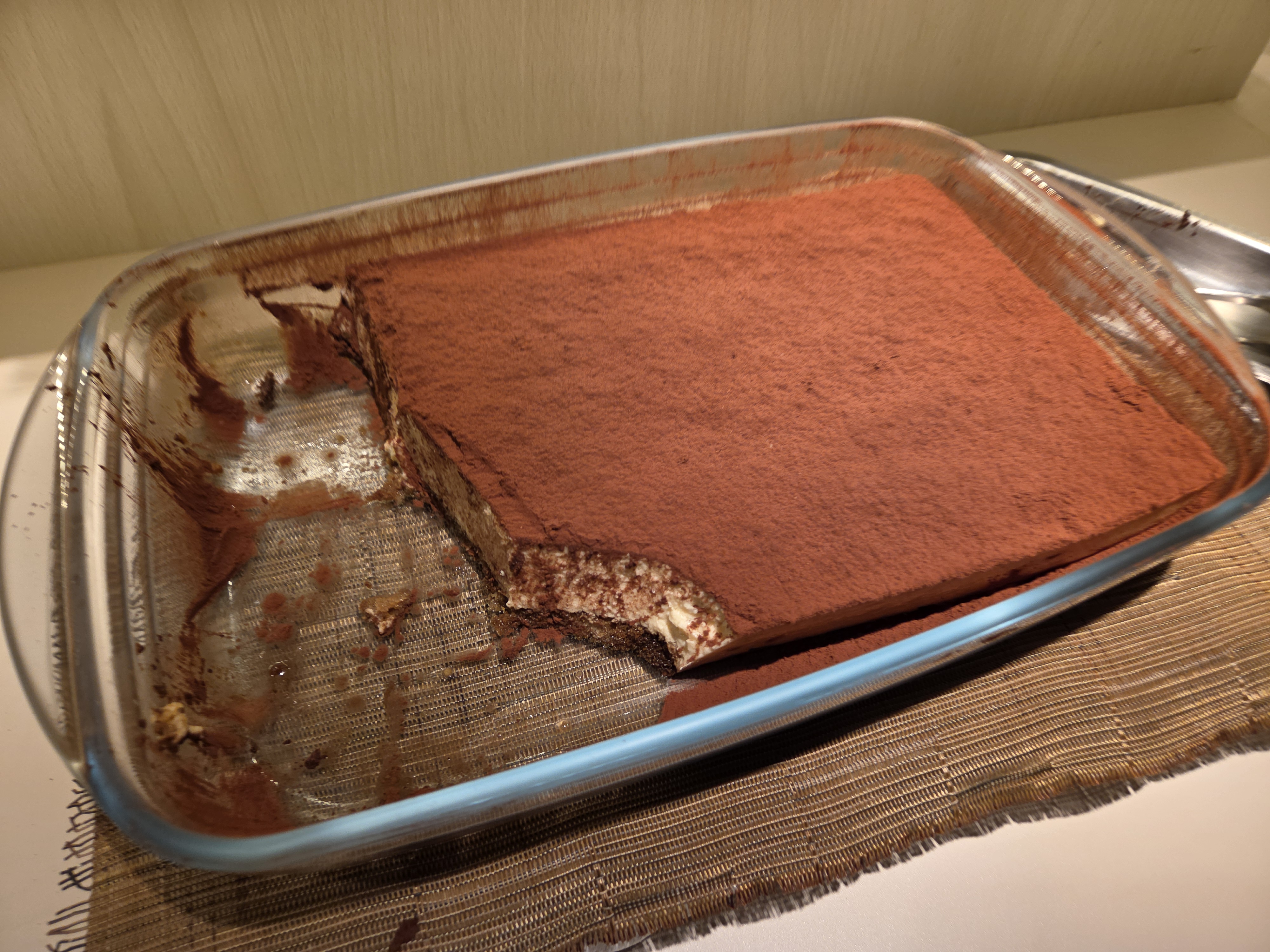 니니누푸리 디저트 코너, 부드러운 티라미수와 달콤한 디저트