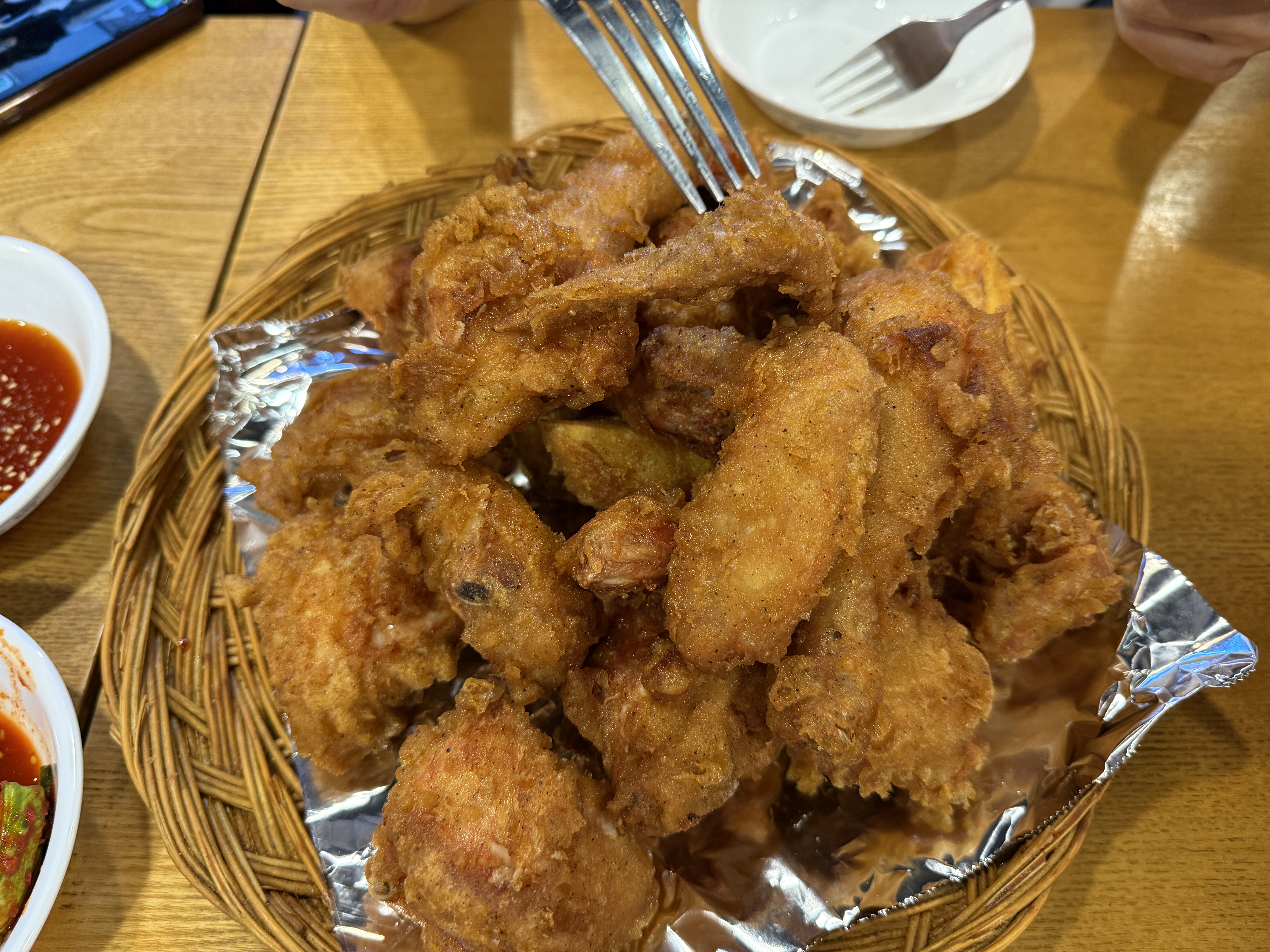 핸썸가이즈에 나온 서울 3대 치킨! 부천 신중동역 부암동치킨 내돈내산 후기