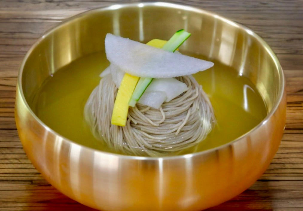 매일아침 순메밀막국수 메밀찐만두