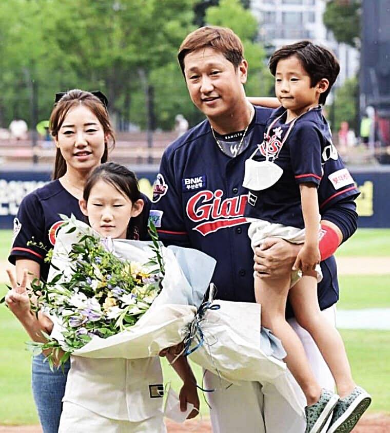 전-야구선수-이대호-부인-신혜정-자녀