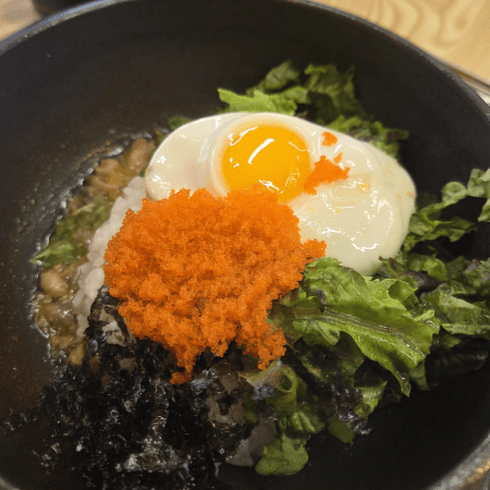 혼밥 하기 좋은 음식점 알촌 미아수유직영점 갈릭그릴드치킨알밥(약간매운맛)