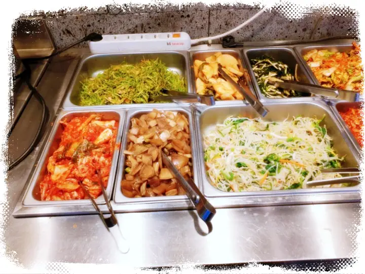 호텔 주방장이 만드는 7000원 30종 우렁쌈밥 무한리필 한식 부페 전북 군산 맛집