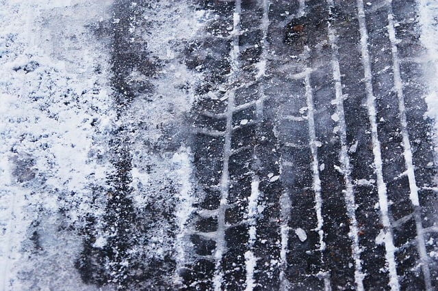 블랙아이스 대처방법