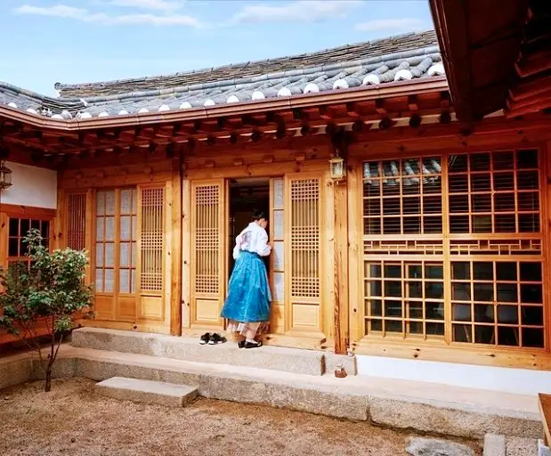 생방송오늘저녁 오늘 방송 교사 부부가 3년째 인테리어 리모델링 셀프로 고치는 중인 백년 한옥 고택의 비밀