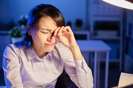 눈 실핏줄이 터지는 이유