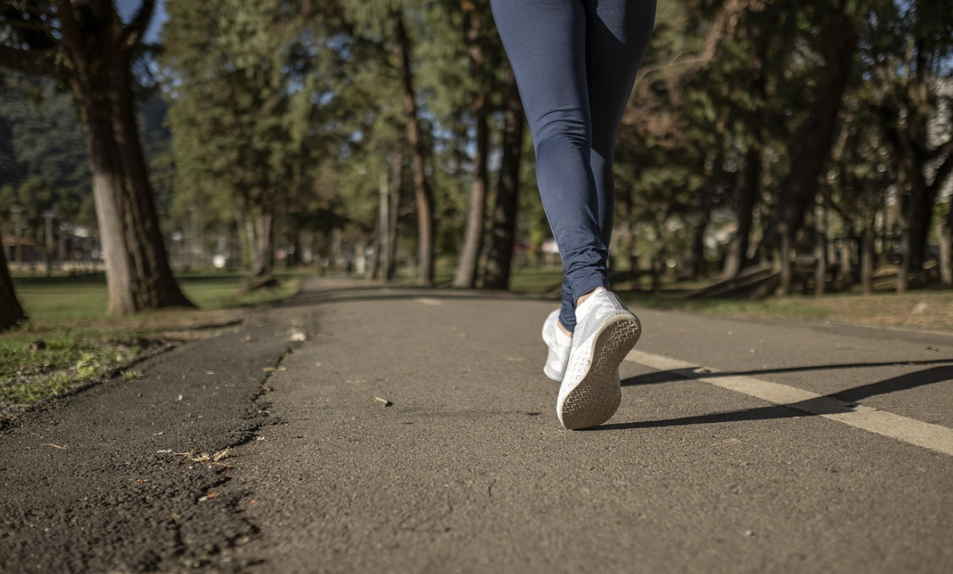 체중 감량을 위한 걷기운동 방법 관련 이미지