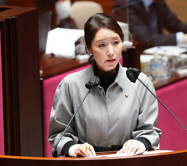 강선우-국회의원-프로필