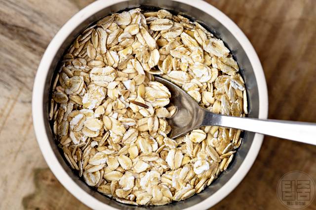 체력 회복에 좋은 음식 오트밀 피로회복제 추천