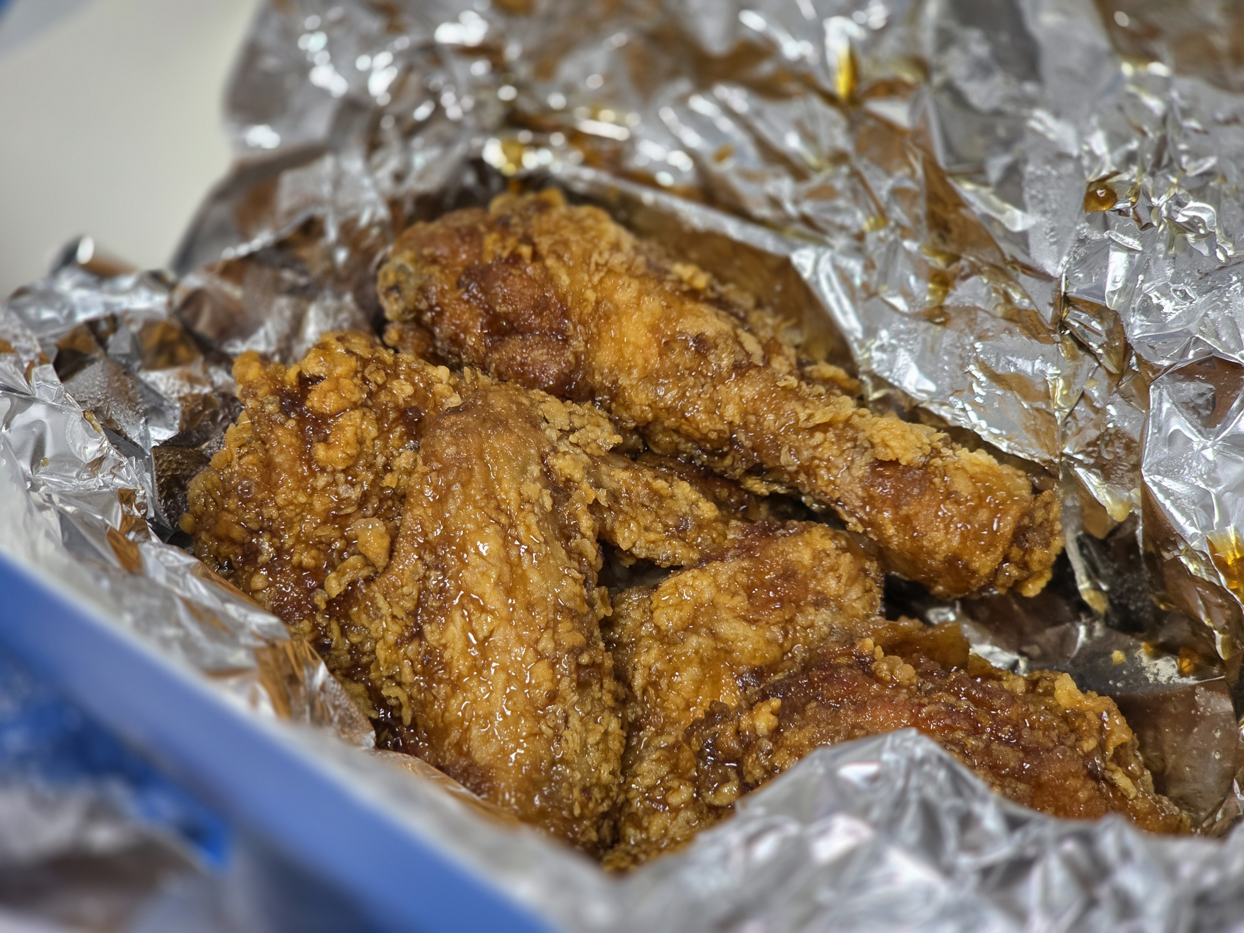 치밥이 잘 어울렸던 단짠갈릭 간장치킨